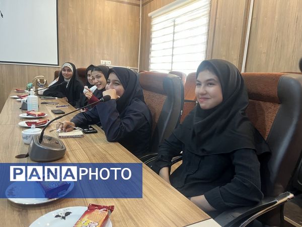 برگزاری نشست شورای دانش‌آموزی استان البرز