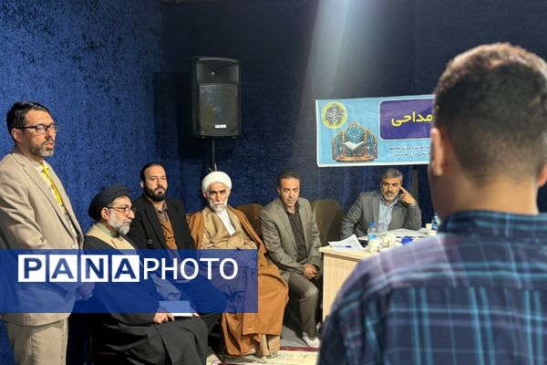 حوزه‌علمیه امام صادق(ع) میزبان پسران قرآنی اسلامشهر در مسابقات منطقه‌ای