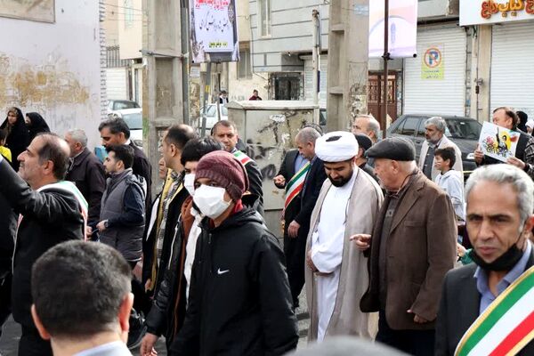 حماسه حضور مردم غیور باقرشهر و کهریزک در راهپیمایی ۲۲بهمن