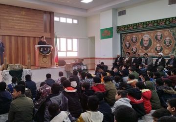 طنین میثاق با «سردار دل ها» در مدرسه سردار سلیمانی؛ آیین بزرگداشت شهادت سردار و دهه مقاومت