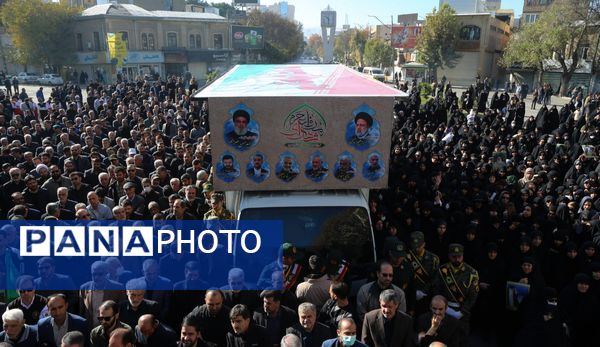 مراسم تشییع پیکرهای ۷ شهید گمنام در کرمانشاه