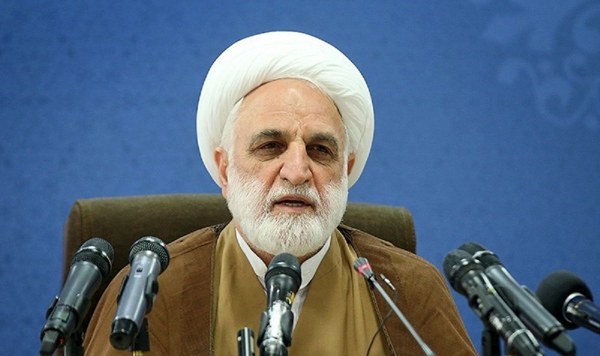 تسهیل عملکرد نهادهای مردمی بویژه در ساحت پیشگیری از وقوع جرم، یک امر ضروری است