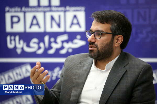 دیدار صمیمانه دانش‌آموزان اتحادیه انجمن‌های اسلامی با مدیرعامل خبرگزاری پانا