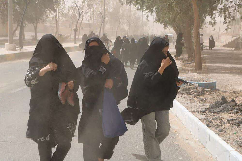 جاماندگانی که در غبار راه پیمودند