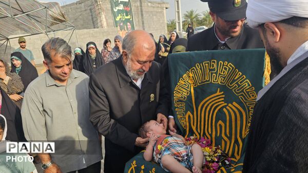 حضور کاروان پرچم آستان امام رضا(ع) در شهر شمیل بندرعباس