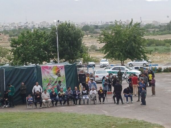 پیاده‌روی خانوادگی به مناسبت دهه امامت و ولایت در شهرستان شیروان 