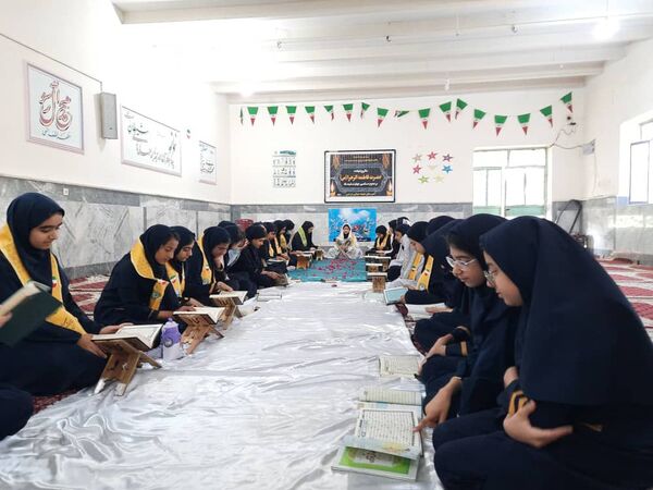 گرامیداشت ایام فاطمیه در مدارس پارسیان