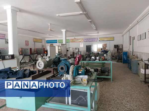 بازدید از مرکز فنی‌وحرفه‌ای حاجی‌آباد