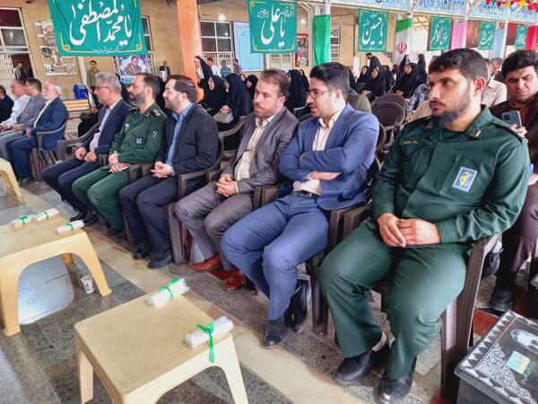 آیین غبارروبی و عطر افشانی گلزار شهدا شهرستان ملارد در هفته دفاع مقدس