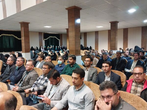 آیین بزرگداشت مقام معلم در شهرستان ابهر با حضور مسئولان استانی و شهرستانی