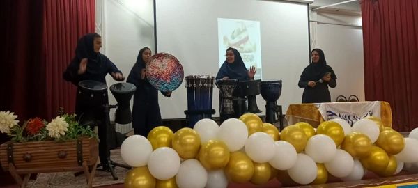 اردوی درون‌مدرسه‌ای و جشن میلاد امام زمان (عج) در دبستان برازنده مقدم ۱