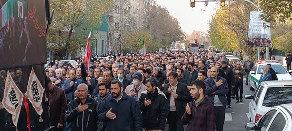 تشییع و تدفین پیکر شهید گمنام در اداره کل آموزش و پرورش شهر تهران