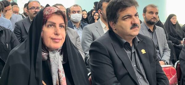 افتتاح پنل خورشیدی ۴۰ کیلوواتی در اداره آموزش و پرورش ناحیه ۷ مشهد