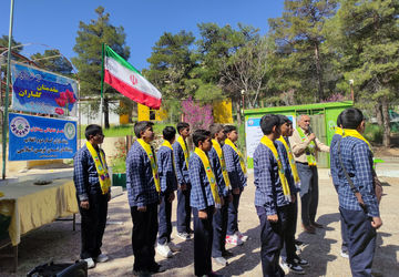 پسران پیشتاز ناحیه 4 شیراز در اردوی پایانی پیشتازان