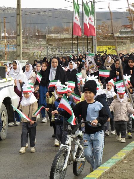 حضور پرشور مردم غلامان در راهپیمایی ۲۲ بهمن