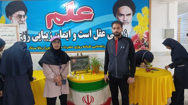 پانتخابات انجمن ورزشی در مدرسه حضرت سکینه (س)
