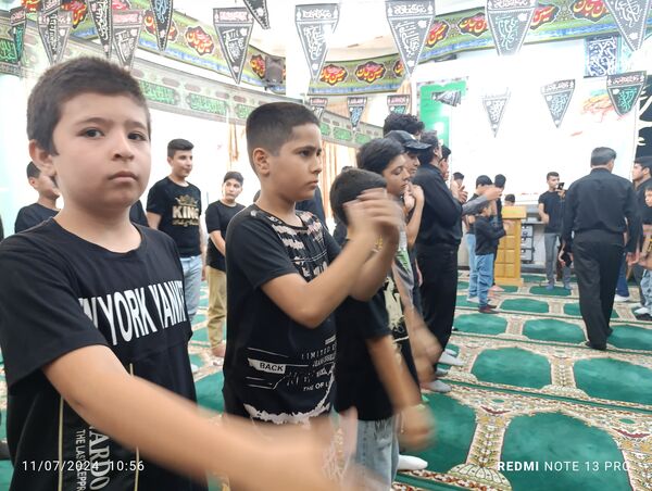 سوگواره احلی من العسل نوجوانان عاشورایی شهر آشخانه 