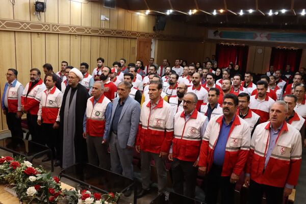  آیین تجلیل از ایثارگری‌های کارکنان و نجاتگران جمعیت هلال‌احمر استان همدان  