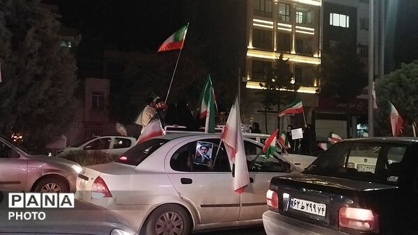 شبی پرنور در بلوار فضل نیشابور 