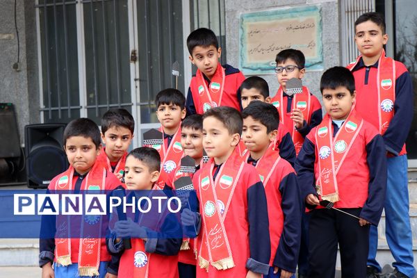 آیین بدرقه کاروان حج عمره‌ دانش‌آموزان دختر استان مرکزی