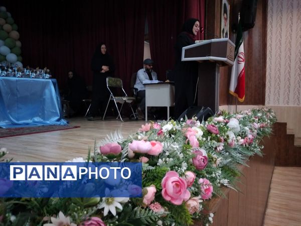 تقدیر از رتبه های استانی و کشوری جشنواره فرهنگی هنری فردا