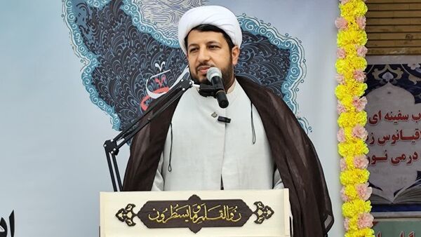 نواختن زنگ هفته کتاب و کتابخوانی در کارون