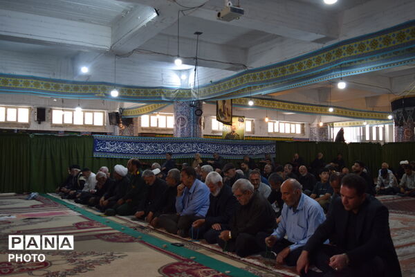 فارسان در عطر معنویت نماز جمعه 