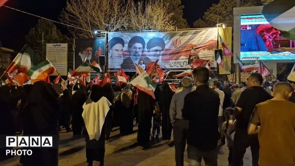همزمان با سراسر کشور؛ صد و هفتاد و یکمین شب «بیعت با رهبری» در نورآباد
