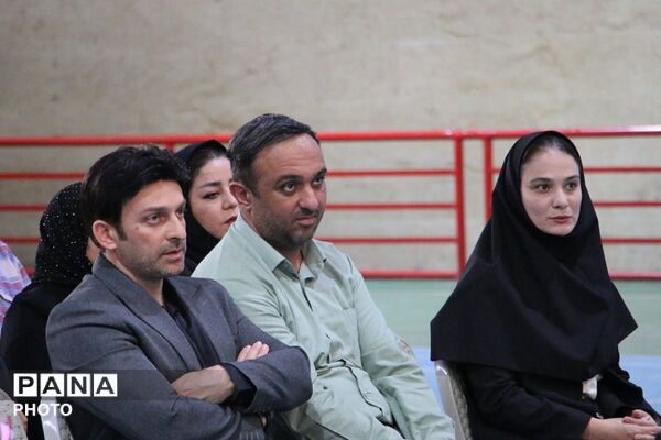 تجلیل از ملی‌پوش هندبال قرچک پس از بازگشت از مسابقات قهرمانی آسیا