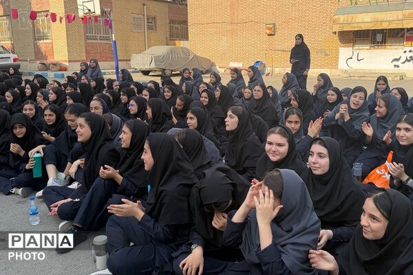 رقابت،هیجان و همدلی در المپیاد درون‌مدرسه‌ای الزهرا بهارستان۲