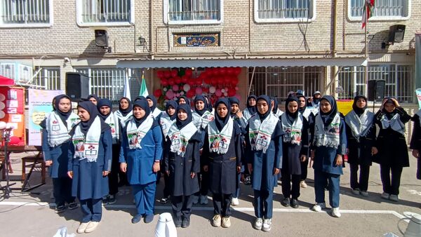 افتتاحیه طرح آهن یاری در دبیرستان کوثر فرهنگیان