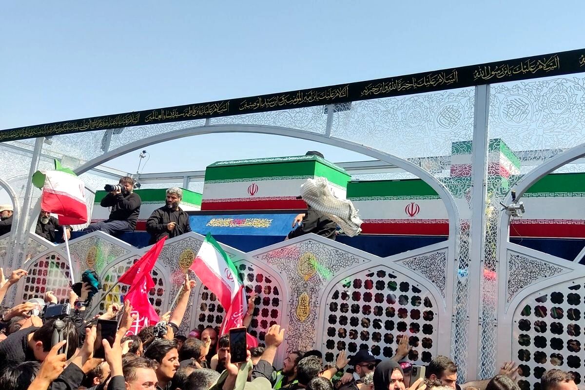 تهران از لنز دوربین خبرنگاران پانای شهرستان قدس  در سوگ رهبر شهید انقلاب؛ بدرقه‌ای تاریخی با حضور پرشور مردم