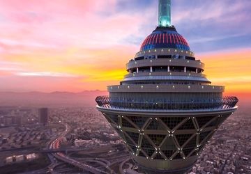 تعطیلی برج میلاد در تاسوعا و عاشورا