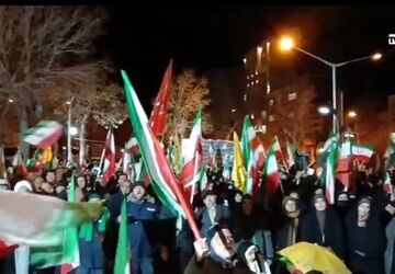 تجمع شبانه در شب ولادت حضرت معصومه
