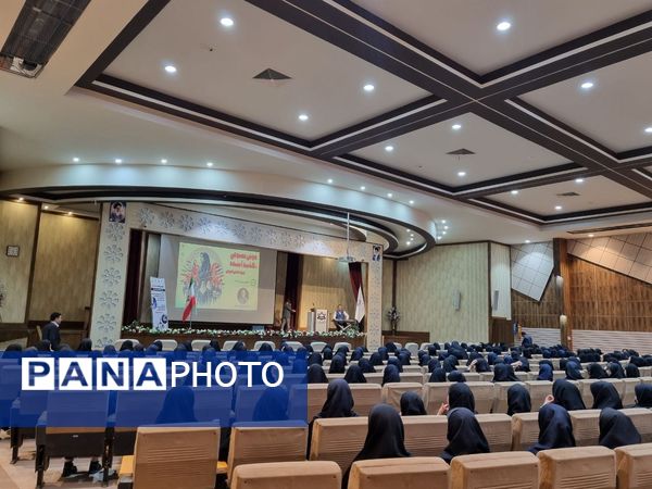 همایش آشنایی با مبانی هوش مصنوعی دانش‌آموزان شهرستان تربت حیدریه 