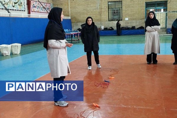 کارگاه ضمن خدمت تربیت بدنی در بهارستان دو
