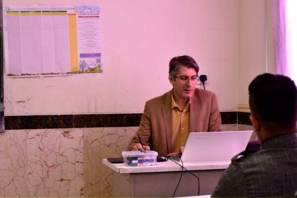 دوره توانمندسازی معلمان ابتدایی در ثلاث‌ باباجانی