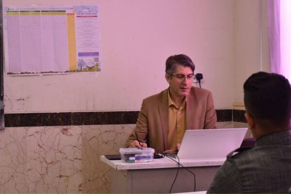 دوره توانمندسازی معلمان ابتدایی در ثلاث‌ باباجانی