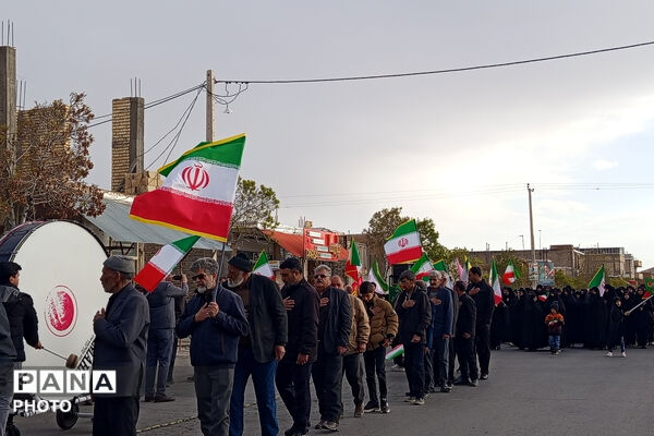 در فراق رهبر شهید