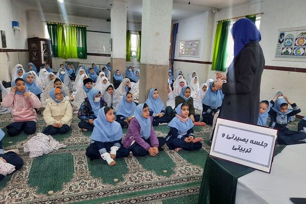 جشن پیروزی انقلاب اسلامی در مدارس منطقه کهریزک 