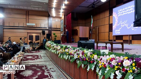 جشن روز معلم با حضور معاون پرورشی و فرهنگی وزیر آموزش و پرورش