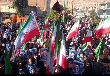 تجمع مردم غیرتمند پلدختر در میدان بهشتی 