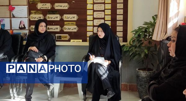 اولین جلسه انجمن اولیا و مربیان در دبستان رضای ۸ طرقبه شاندیز