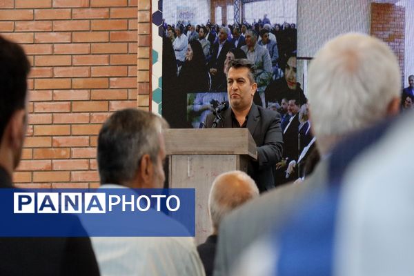 یک خشت هزار امید