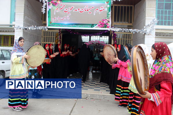 اجتماع بزرگ فرهنگیان در گلوگاه 