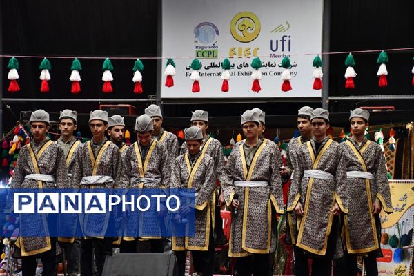 جشنواره شکوه اقوام و عشایر استان فارس در نمایشگاه بین‌المللی شیراز