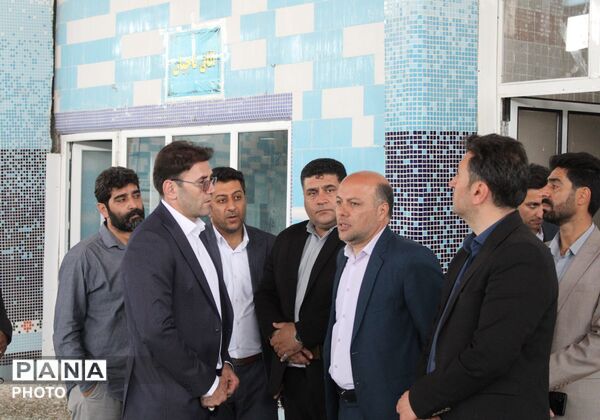  افتتاح چمن مصنوعی مدارس شاهد و مولوی و بازدید از استخر فرهنگیان دورود