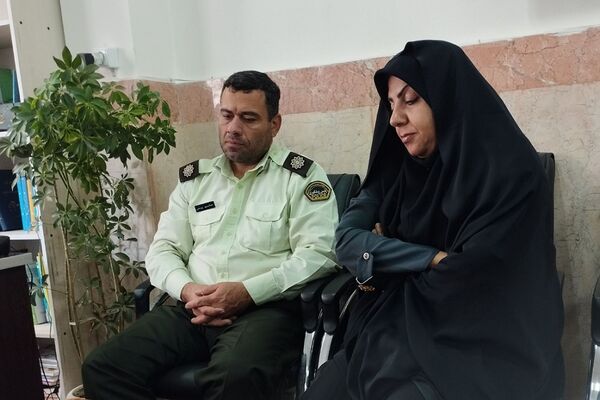 گرامیداشت هفته نیروی انتظامی در مدارس رودهن 
