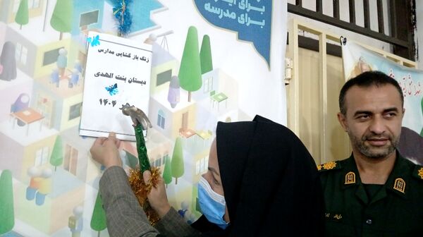 طنین زنگ مهر و ایثار و مقاومت در دبستان دخترانه بنت الهدی سرخ رود