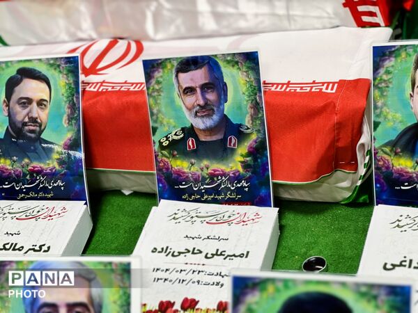 مسیر ماندگار ایمان و انقلاب